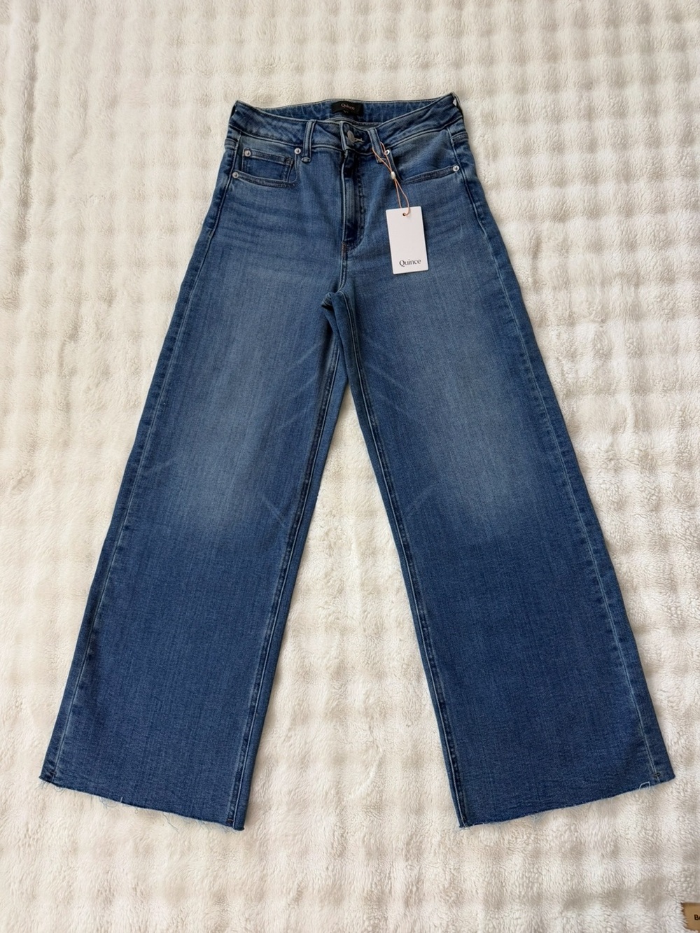 NWT Quince Bella Stretch High Rise Wide-Leg Raw Hem Jeans Twilight Blue Size 27 - Picture 2 of 15